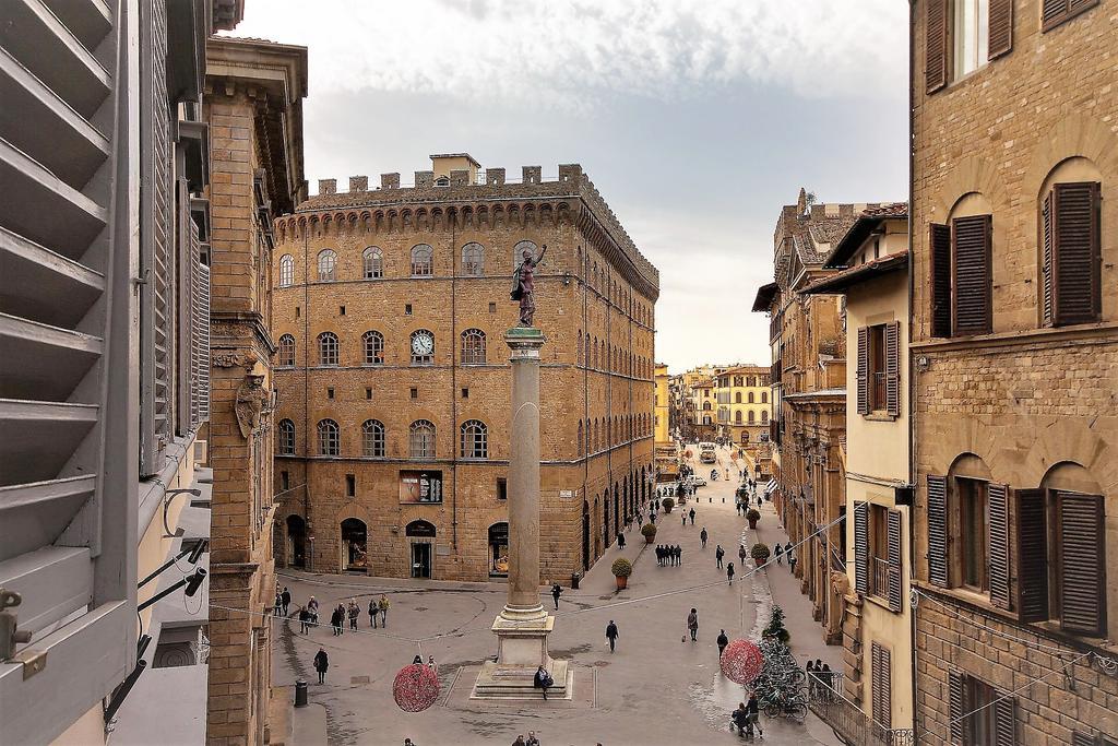 Tornabuoni Charme Apartment Florence Exterior photo